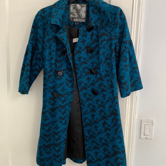 Kensie Jackets & Blazers - KENSIE- black and blue design “blazer” jacket